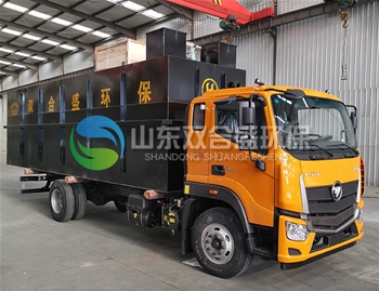 新農村污水處理設備裝車待發(fā)貨